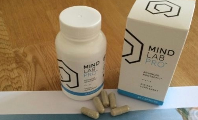 Mind Lab Pro pills - showing four pills in my Mind Lab Pro review